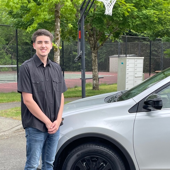 Meet your Posher, Josh - Picture 1 of 1